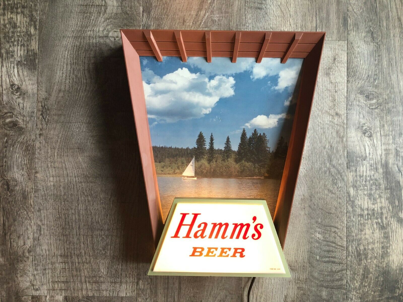 1950s Hamms Lighted Breweriana: Vintage Hamms Sailboat Lake Lighted Sign - Works