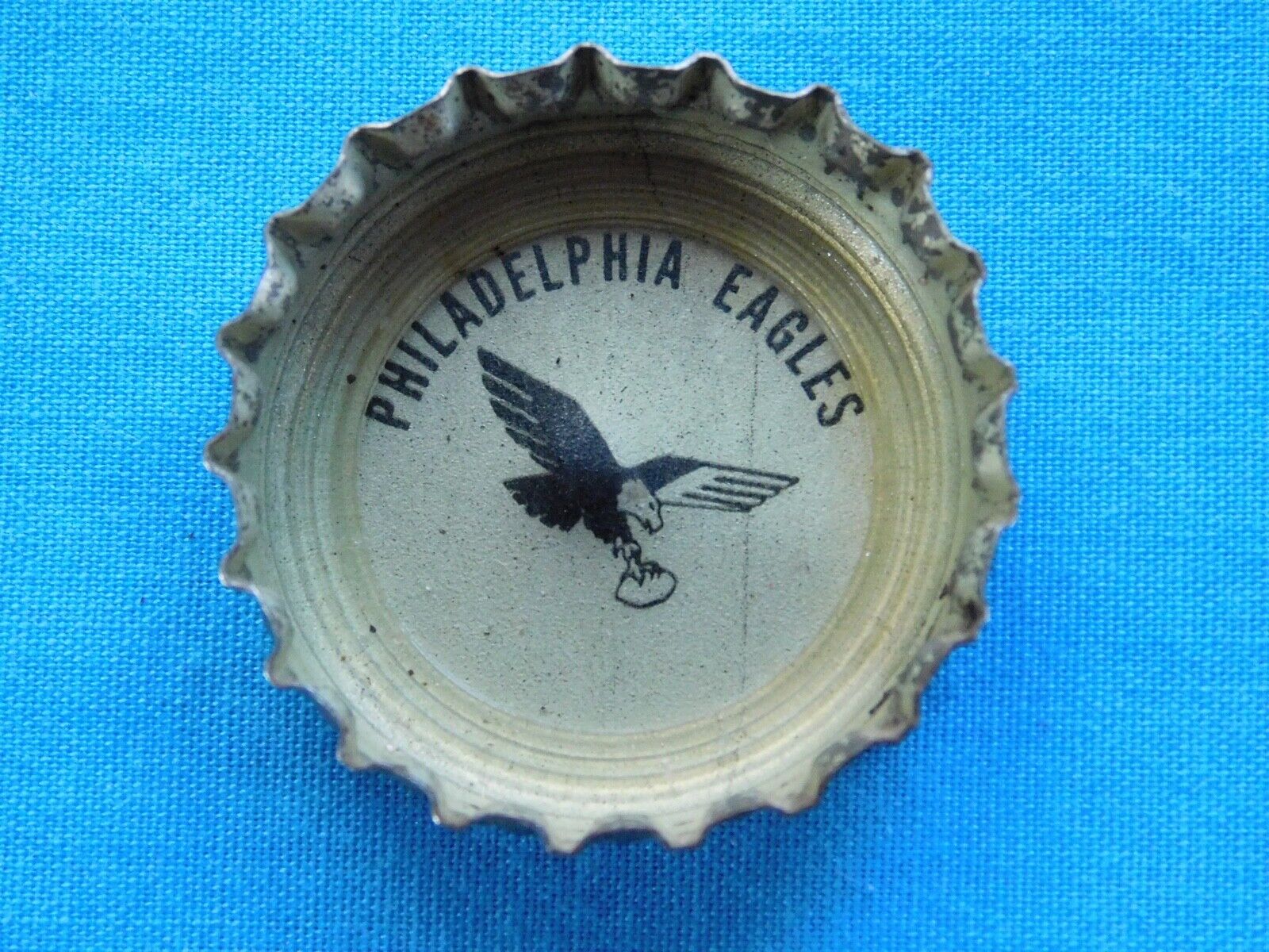 Vintage 1960's  Era Coca Cola~coke Soda Cap Nfl Philadelphia Eagles~above Averg